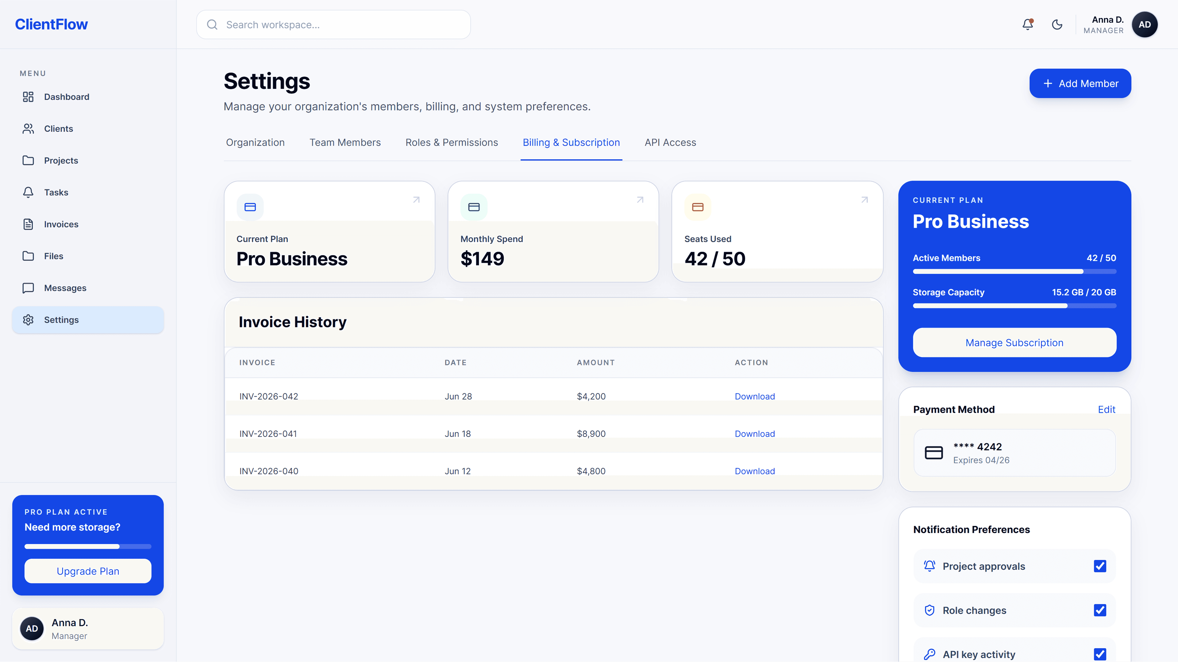 Settings and billing page with subscription, invoice history, storage, and notifications